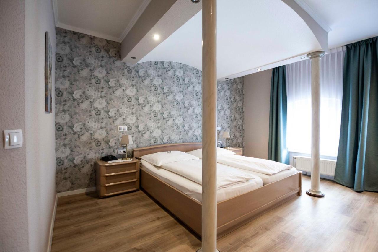 Hotel Garni Landhaus Zur Issel Isselburg ภายนอก รูปภาพ