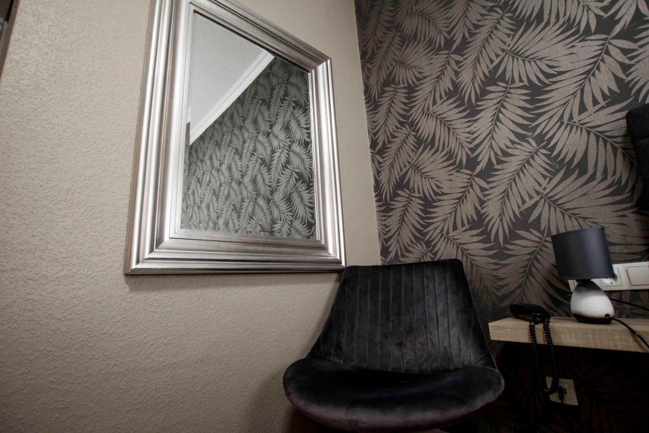 Hotel Garni Landhaus Zur Issel Isselburg ภายนอก รูปภาพ