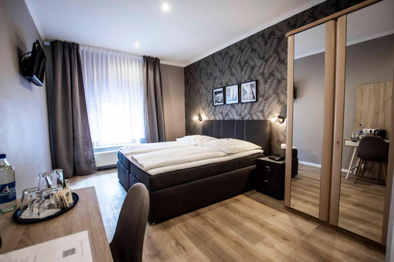 Hotel Garni Landhaus Zur Issel Isselburg ภายนอก รูปภาพ